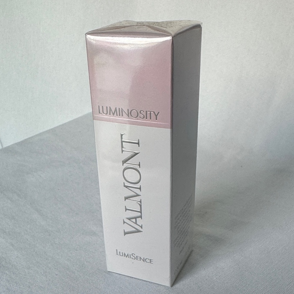 Valmont Luminosity LumiSence with Pink and White Packaging